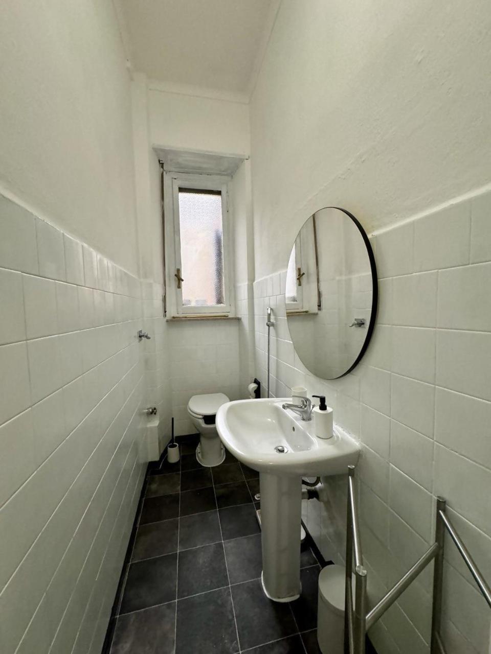6 Posti Letto Vicino Al Centro Apartment Turin Bagian luar foto